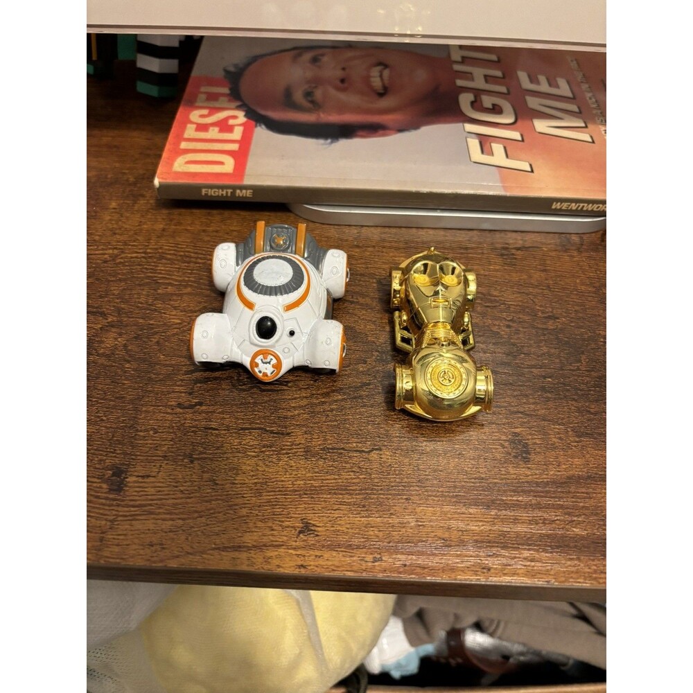 Disney Parks Star Wars Die Cast 1:64 Racers featuring BB-8 and C-3PO Metal